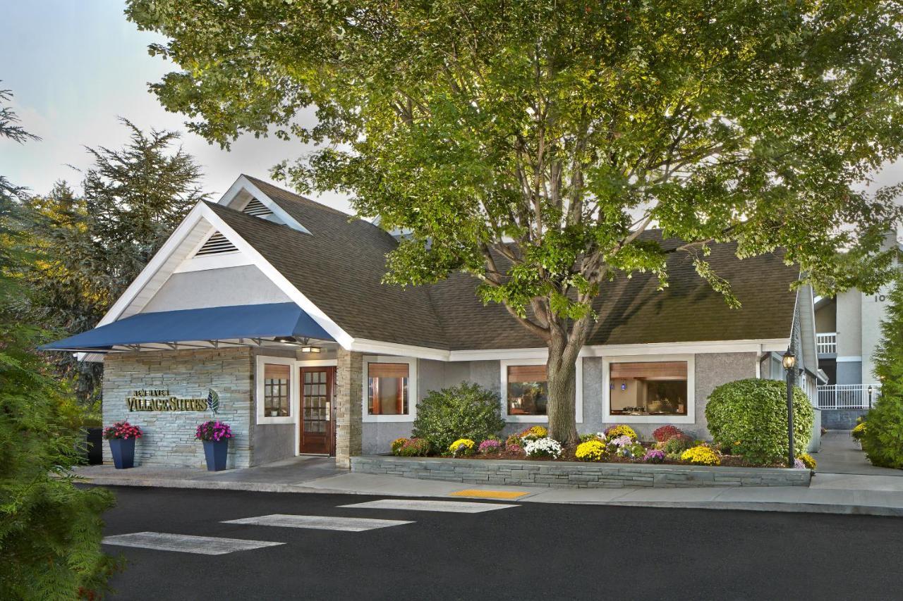 New Haven Village Suites Exterior photo